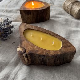 Beeswax candle